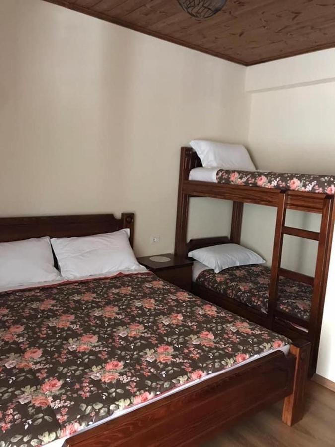 Bujtina Hader Xhebro Hostel Tepelene